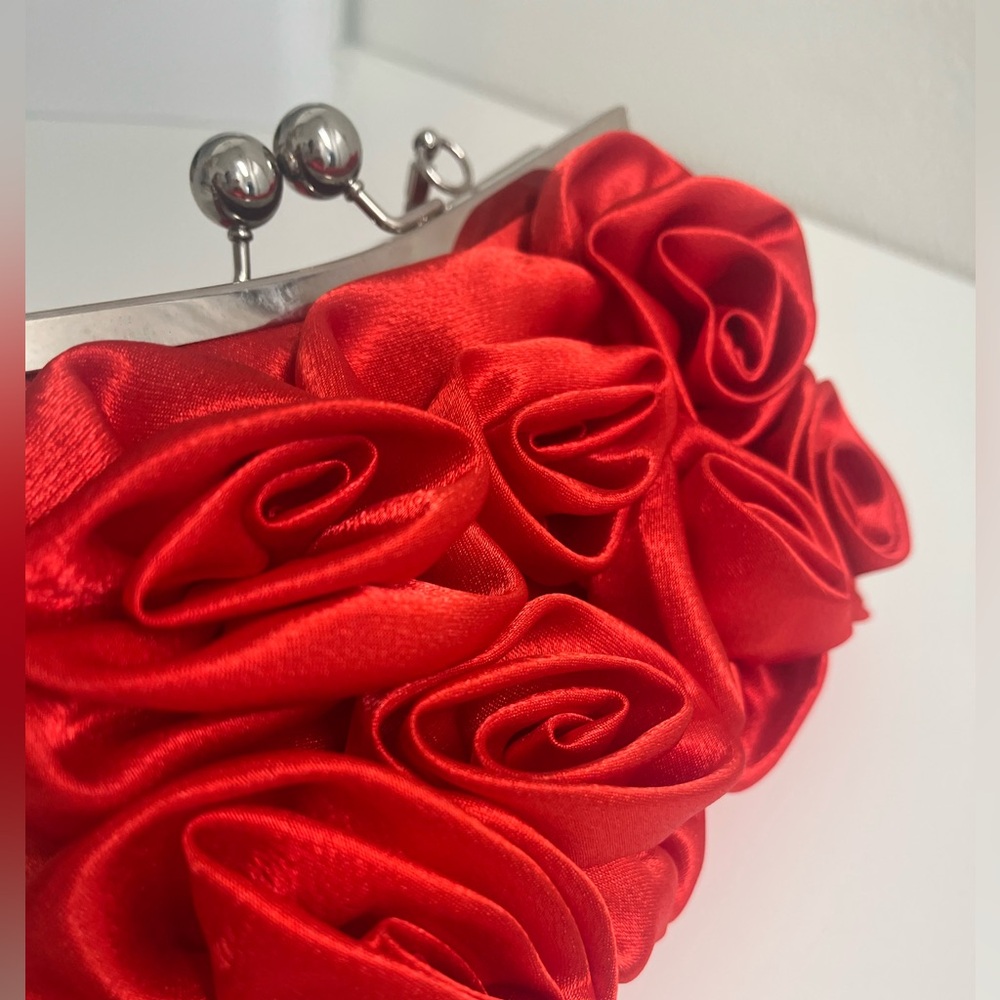Elegant Red Rose Clutch